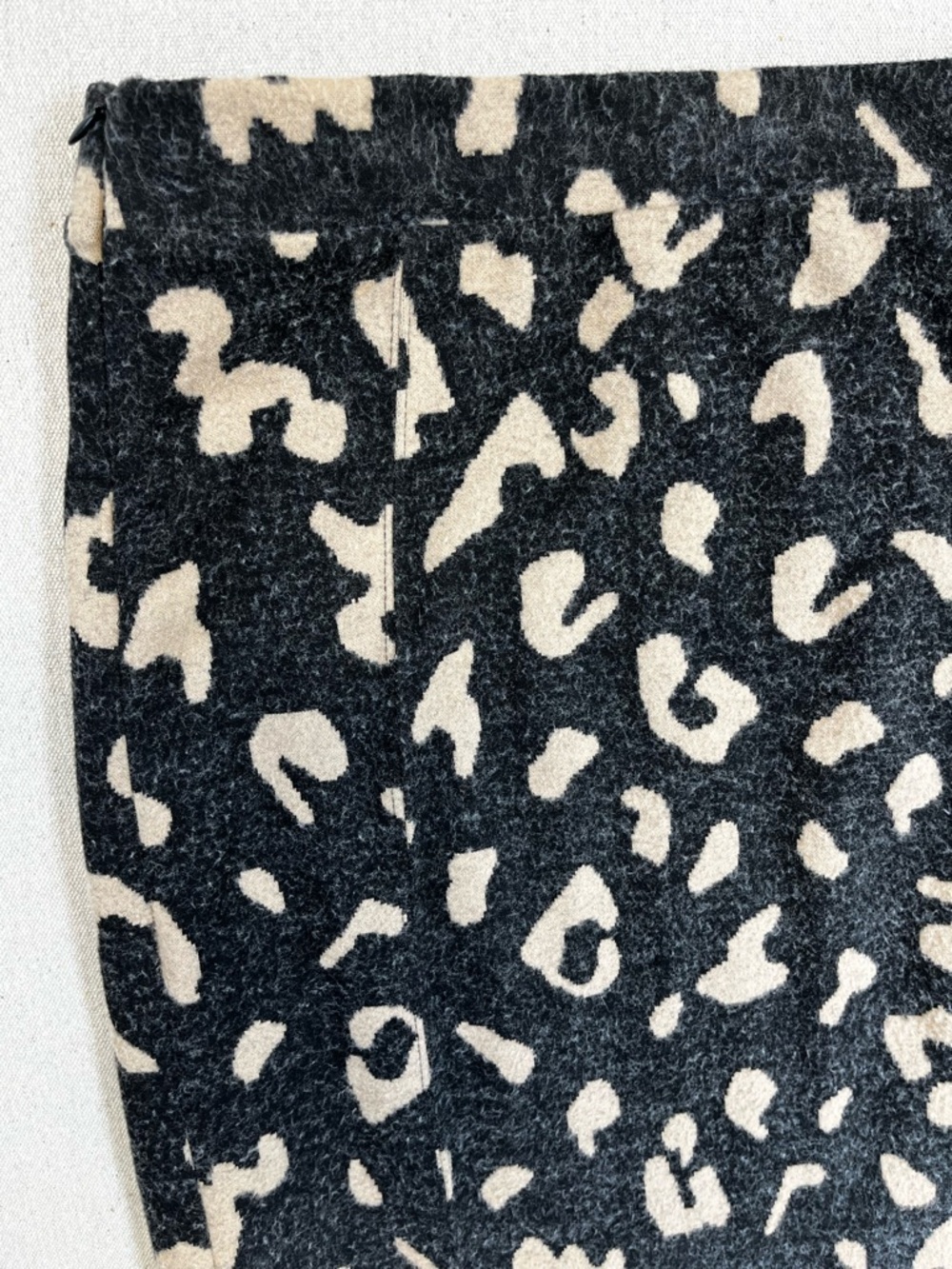 Anthropologie Black and Cream Leopard-Print Pencil Skirt - Picture 10 of 10